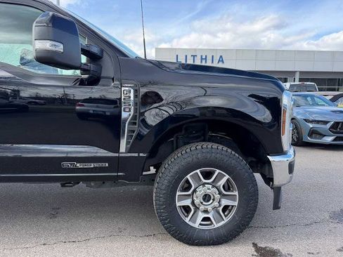 Certified 2024 Ford F250 Lariat AWD/4WD image 5