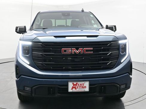 New 2026 GMC Sierra 1500 Elevation w/ Elevation Premium Package image 18