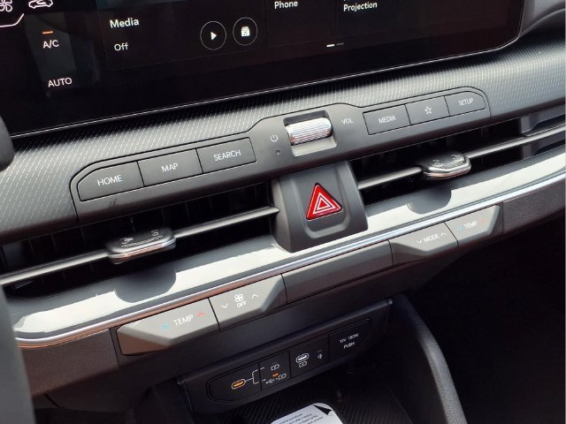 New 2026 Kia K4 GT-Line FWD image 5