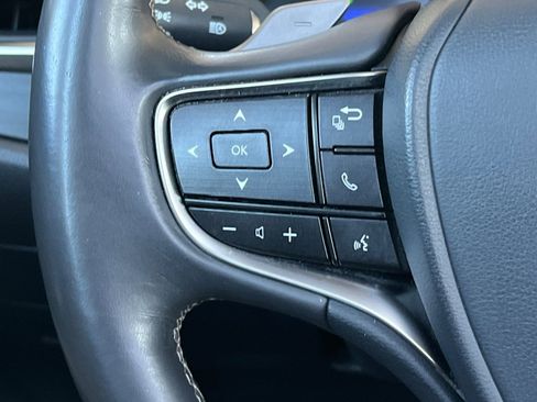 Used 2019 Lexus ES 350 w/ Premium Package image 28