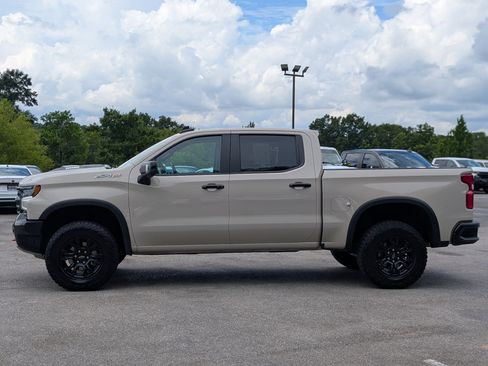 Used 2026 Chevrolet Silverado 1500 ZR2 AWD/4WD image 6