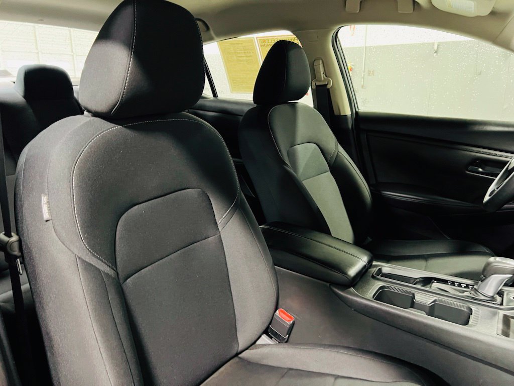 Used 2025 Nissan Sentra S FWD image 32