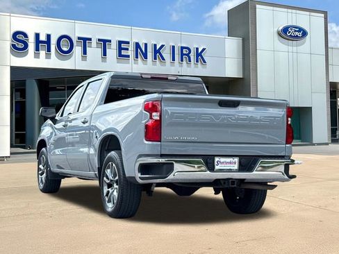 Used 2024 Chevrolet Silverado 1500 LT RWD image 7