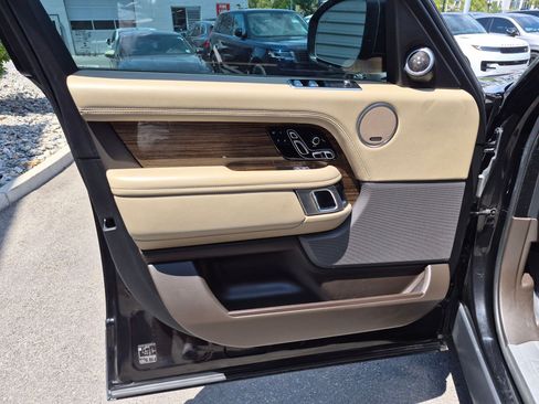 Used 2019 Land Rover Range Rover HSE AWD/4WD image 13