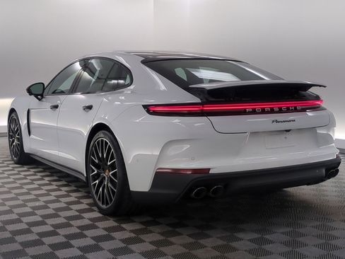 New 2026 Porsche Panamera image 3