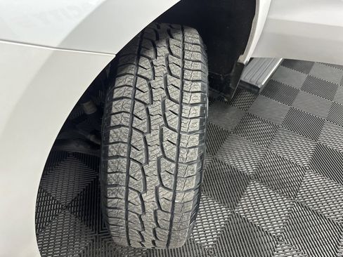 Used 2019 Chevrolet Silverado 1500 High Country w/ Technology Package image 45