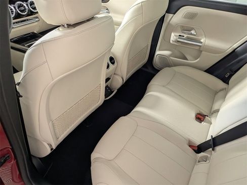 New 2026 Mercedes-Benz GLA 250 image 12