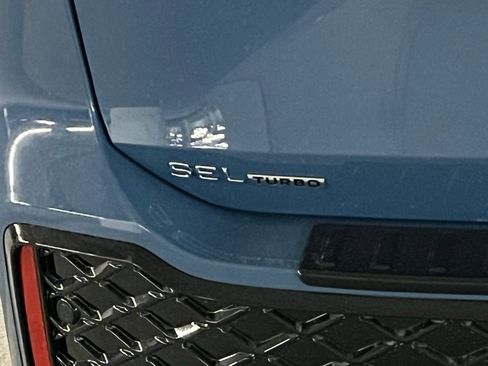 New 2026 Volkswagen Tiguan SEL R-Line AWD/4WD image 39