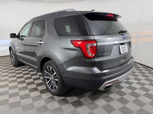Used 2016 Ford Explorer Platinum image 3