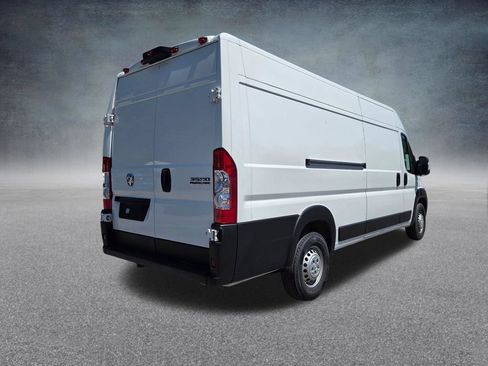 Used 2025 RAM ProMaster 3500 w/ Convenience Group FWD image 8
