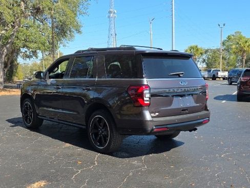 Certified 2024 Ford Expedition Limited image 11