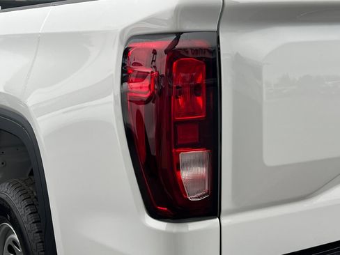 New 2026 GMC Sierra 1500 Pro image 7