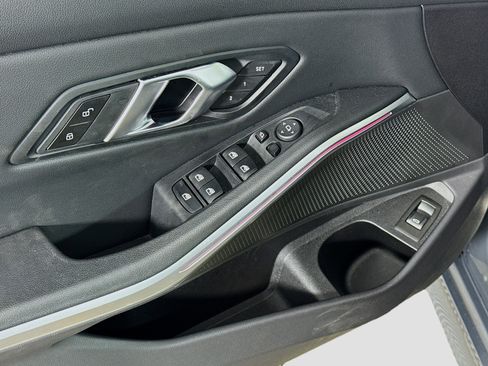 Used 2025 BMW 330i Sedan image 24