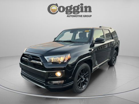 Used 2020 Toyota 4Runner Nightshade w/ Phone Cable & Charge Package image 1