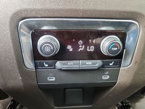 Used 2023 Chevrolet Tahoe LT w/ Luxury Package AWD/4WD image 21