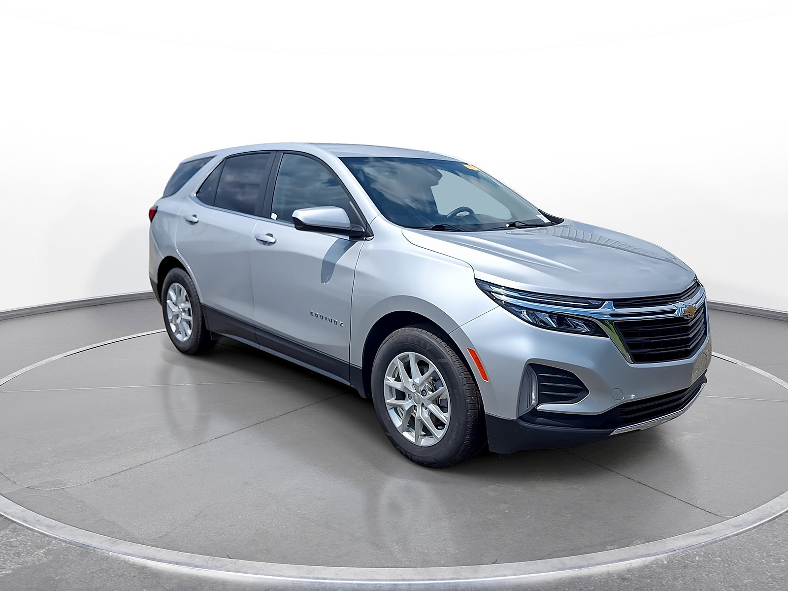Used 2022 Chevrolet Equinox LT FWD image 2