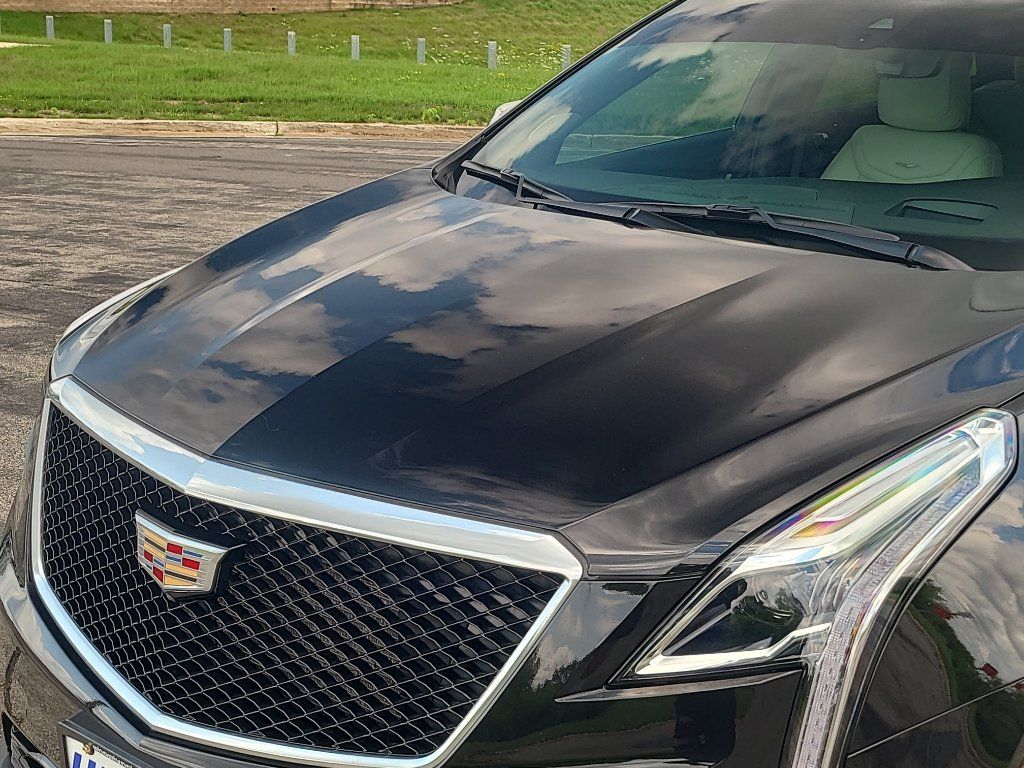 Used 2023 Cadillac XT5 Sportv w/ Technology Package AWD/4WD image 8