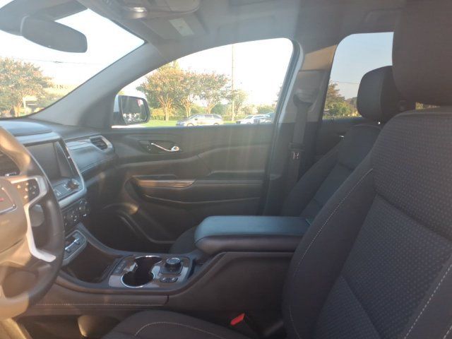Used 2023 GMC Acadia SLE w/ Driver Convenience Package AWD/4WD image 5