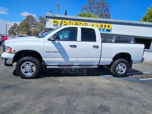 Used 2005 Dodge Ram 2500 Truck SLT w/ Trailer Tow Group AWD/4WD image 2