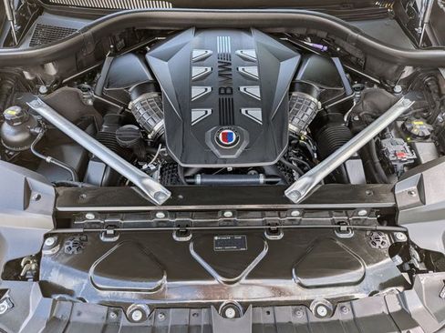 Used 2023 BMW ALPINA XB7 image 26