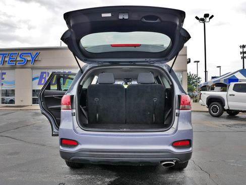 Used 2020 Kia Sorento L FWD image 15
