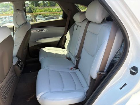 New 2026 Genesis GV70 2.5T Advanced AWD/4WD image 17