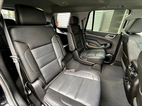 Used 2019 GMC Yukon Denali w/ Open Road Package image 27