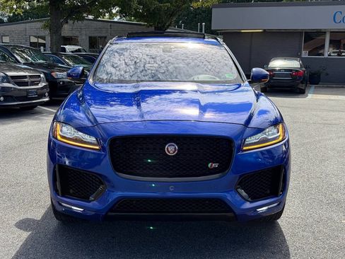 Used 2018 Jaguar F-PACE S image 2