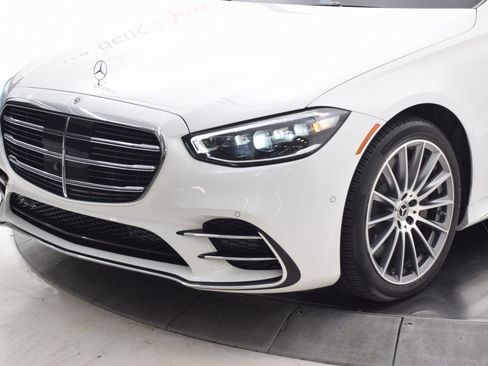 Certified 2025 Mercedes-Benz S 580 4MATIC Sedan image 13