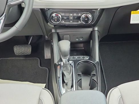 New 2026 Chevrolet TrailBlazer LT w/ Convenience Package FWD image 11