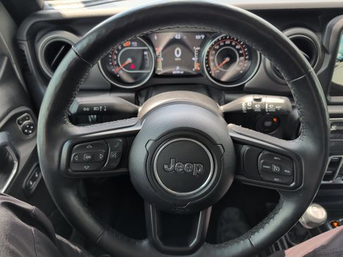 Used 2023 Jeep Wrangler Unlimited Sport AWD/4WD image 37