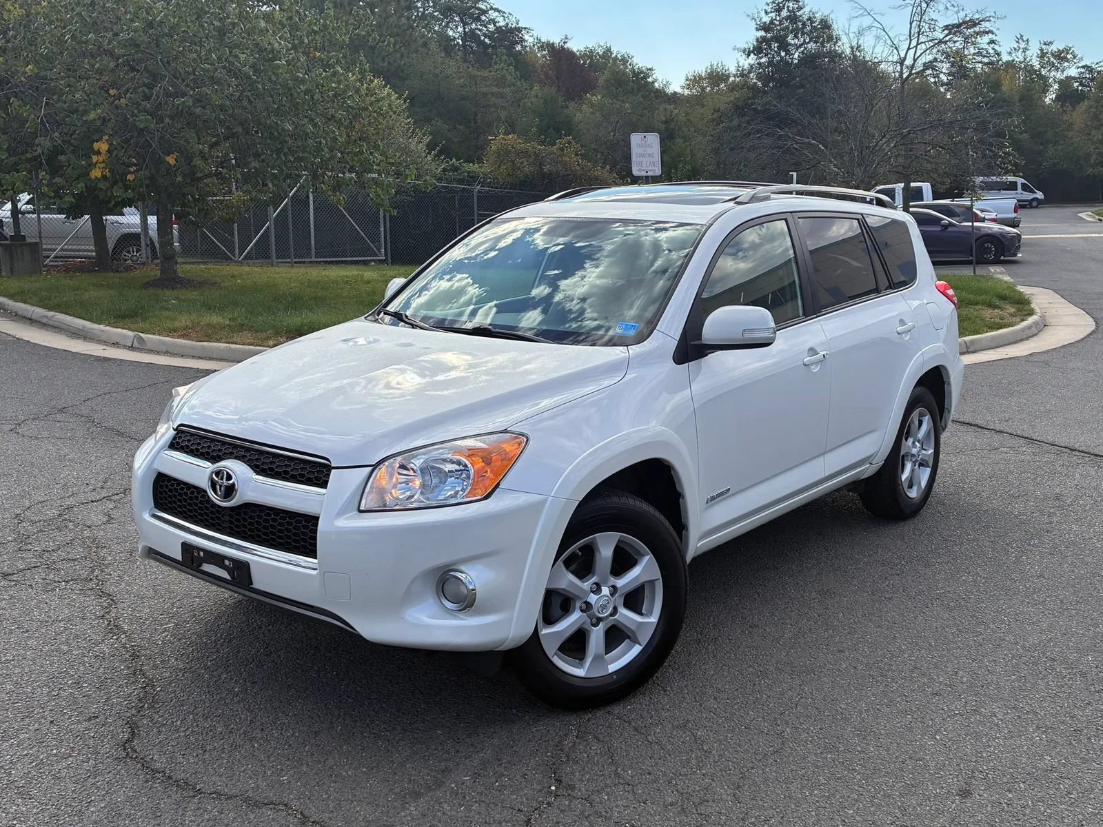 Used 2012 Toyota RAV4 Limited w/ Premium Plus Value Pkg AWD/4WD image 2