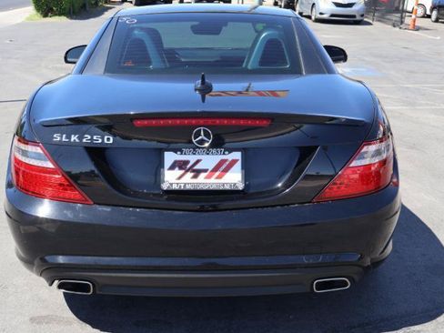 Used 2013 Mercedes-Benz SLK 250 w/ Premium I Pkg image 6