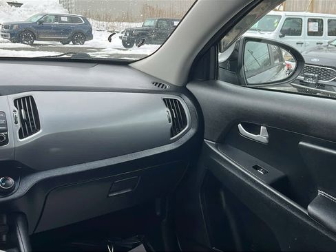 Used 2016 Kia Sportage LX image 28