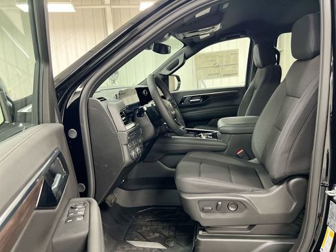 New 2026 Chevrolet Suburban LS AWD/4WD image 20