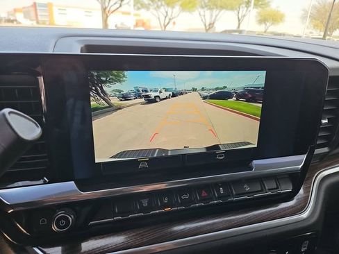 Used 2025 Chevrolet Silverado 2500 LT image 15