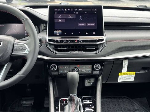 New 2026 Jeep Compass Trailhawk AWD/4WD image 7
