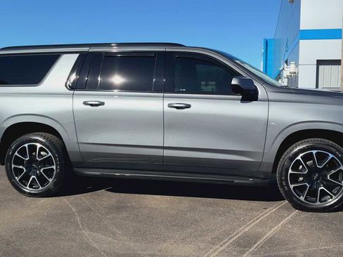 Certified 2022 Chevrolet Suburban RST image 9