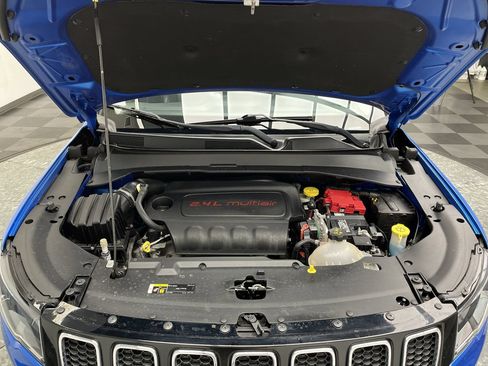 Used 2019 Jeep Compass Limited AWD/4WD image 25