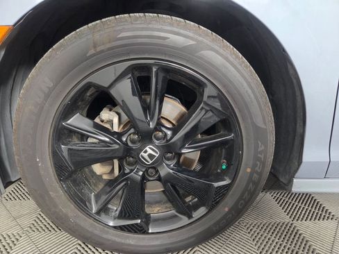 Used 2023 Honda Odyssey Sport image 8