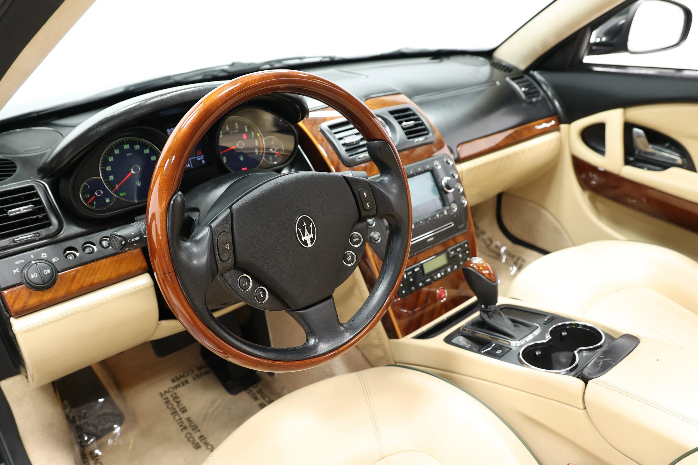Used 2009 Maserati Quattroporte RWD image 2