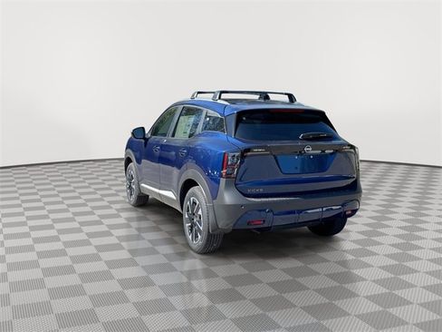 New 2026 Nissan Kicks SV w/ SV Premium Package image 8
