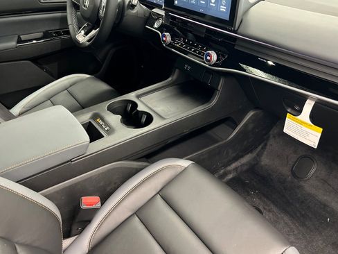 New 2026 Honda Prologue Touring image 15
