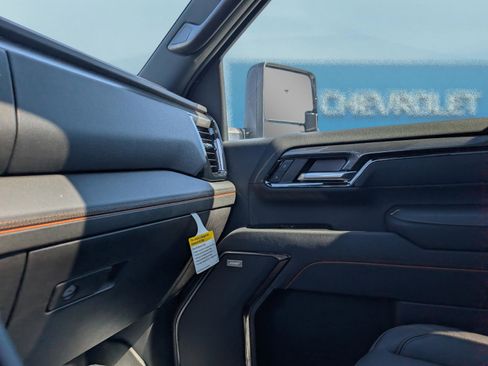 New 2026 GMC Sierra 2500 AT4 w/ AT4 Premium Plus Package image 30