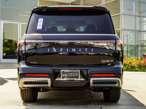 New 2026 INFINITI QX80 Pure AWD/4WD image 11