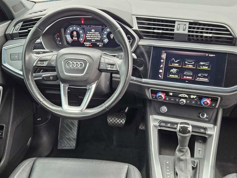 Used 2020 Audi Q3 2.0T Premium w/ Convenience Package image 26