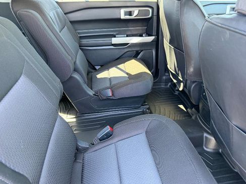 Certified 2022 Ford Explorer XLT AWD/4WD image 14