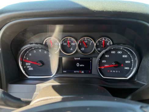 Used 2021 Chevrolet Silverado 1500 LT Trail Boss w/ Convenience Package II image 11