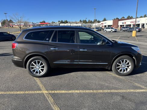 Used 2014 Buick Enclave Leather w/ Trailering Provision Package image 8