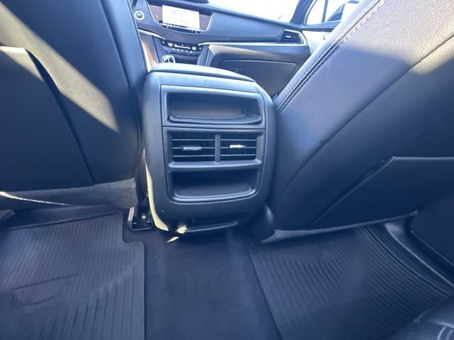 Certified 2024 Cadillac XT5 Premium Luxury w/ LPO, Floor Liner Package AWD/4WD image 21